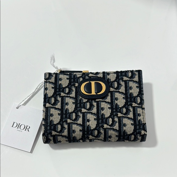 Dior Classic Wallet - Picture 1 of 6